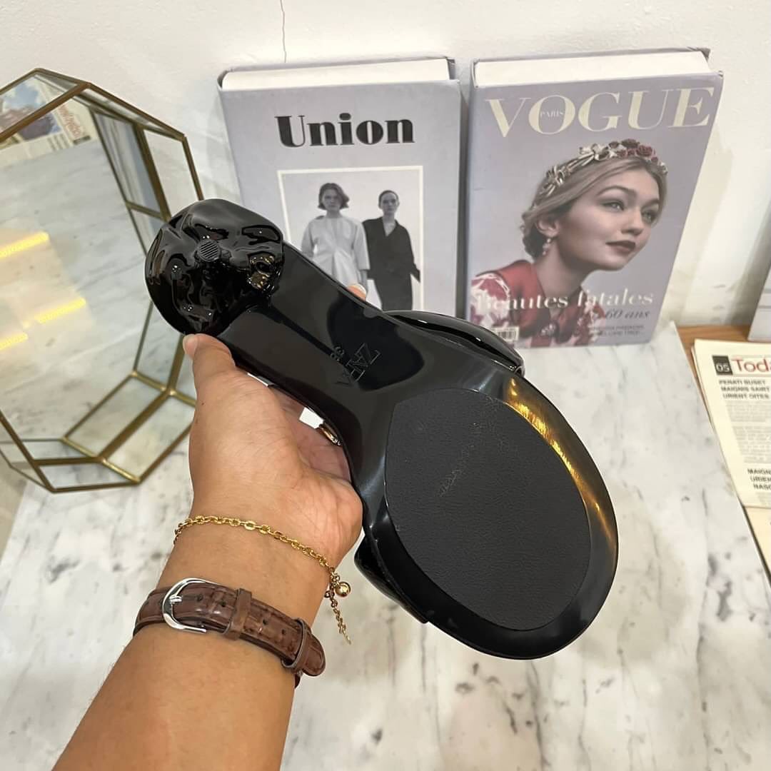 Black Patent Leather High Heel Sandals with Padded Ribbon – 8.5cm Heel