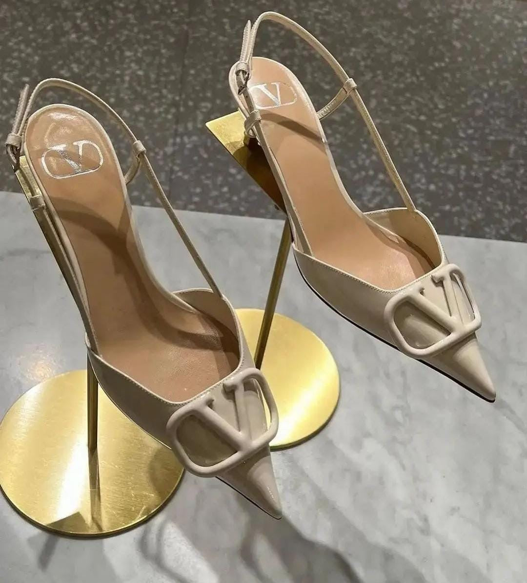 Valen-tin0 barbie premium