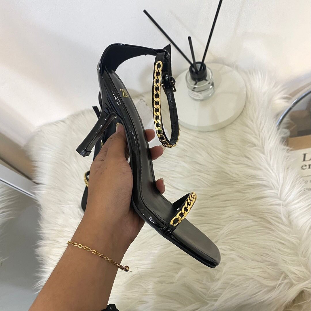 Black za-ra Adjustable Strip with permata leather Material