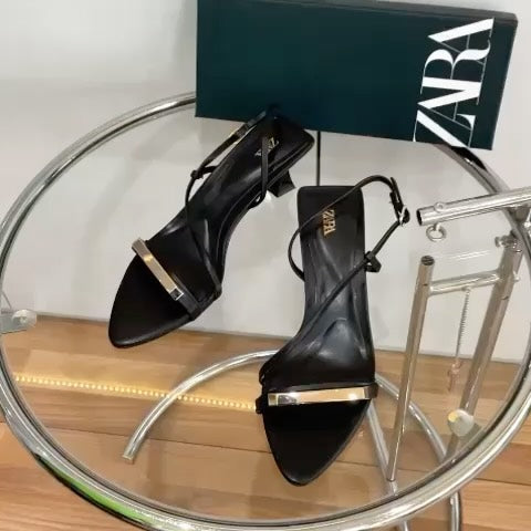 Material leather Tali adjustable Black Heels 7cm