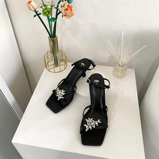 Premium Heeled sandals. Thin straps at front with rhinestone