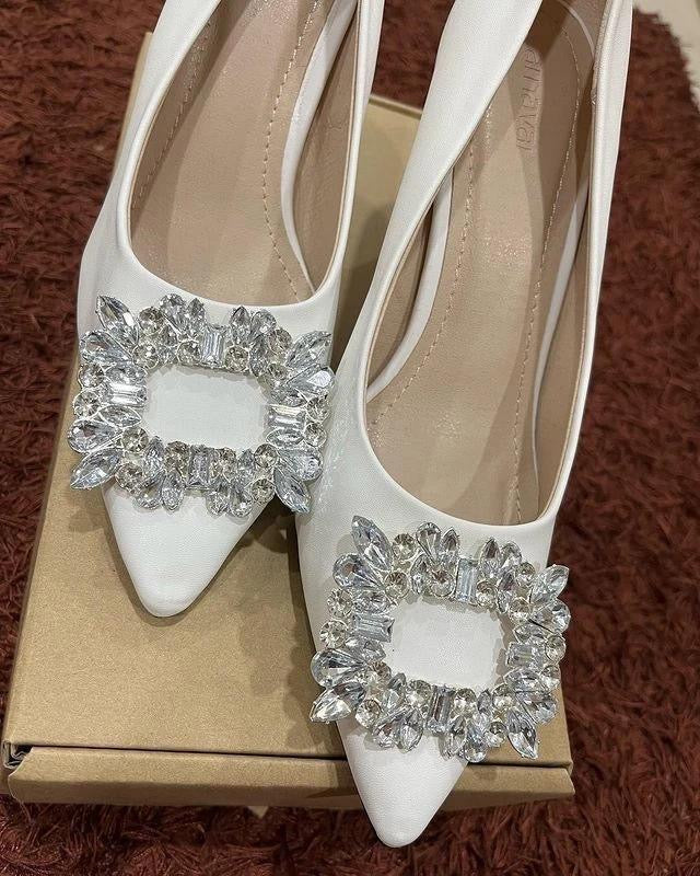 Square stone premium