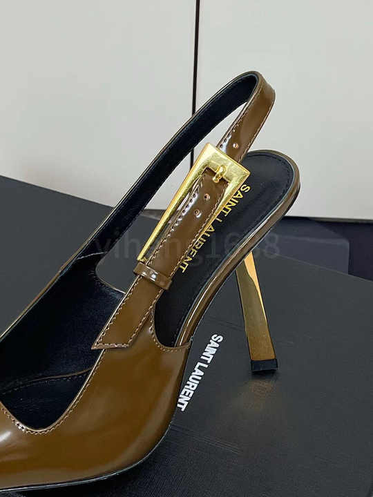 Pointy high heels female thin with the girl sexy rivets a word with temperament black overhead sandals