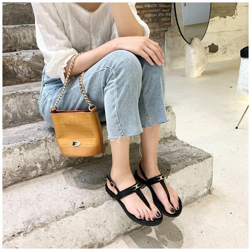New Spring and summer toe beach slippers - holiday fashion sandals for women