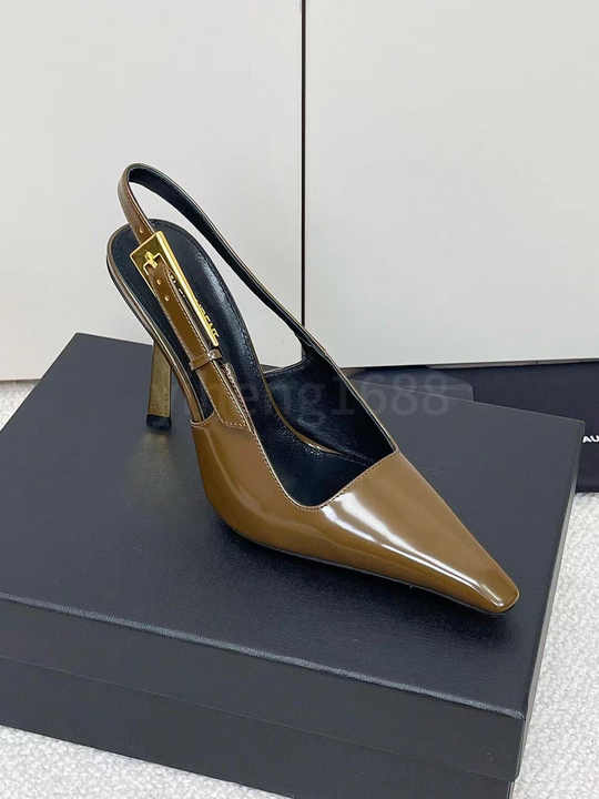Pointy high heels female thin with the girl sexy rivets a word with temperament black overhead sandals