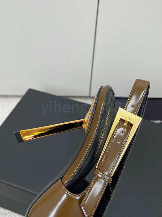 Pointy high heels female thin with the girl sexy rivets a word with temperament black overhead sandals