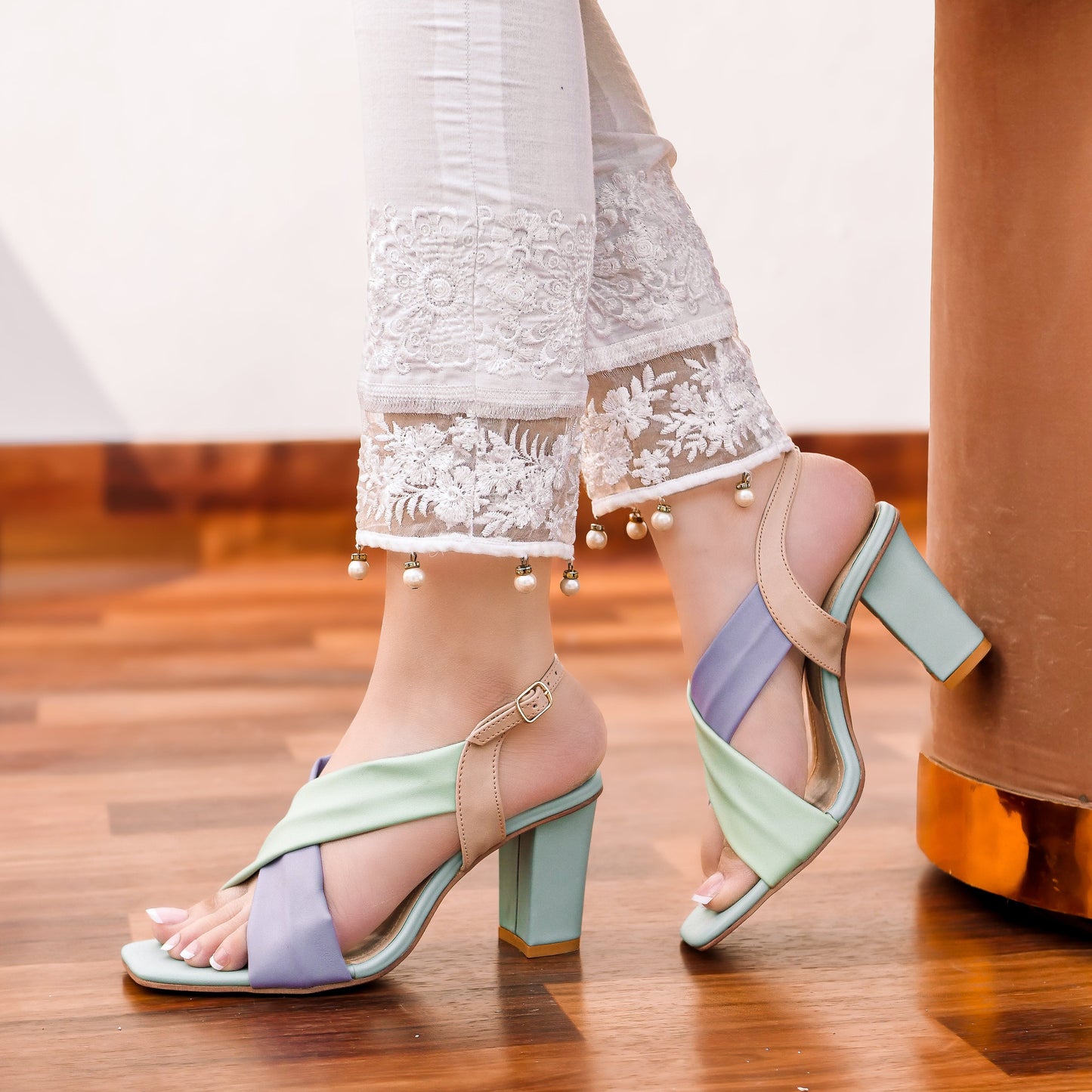 RAINBOW HEELS